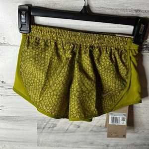 Nike Kids Alligator Print Running Shorts Size XS NEW